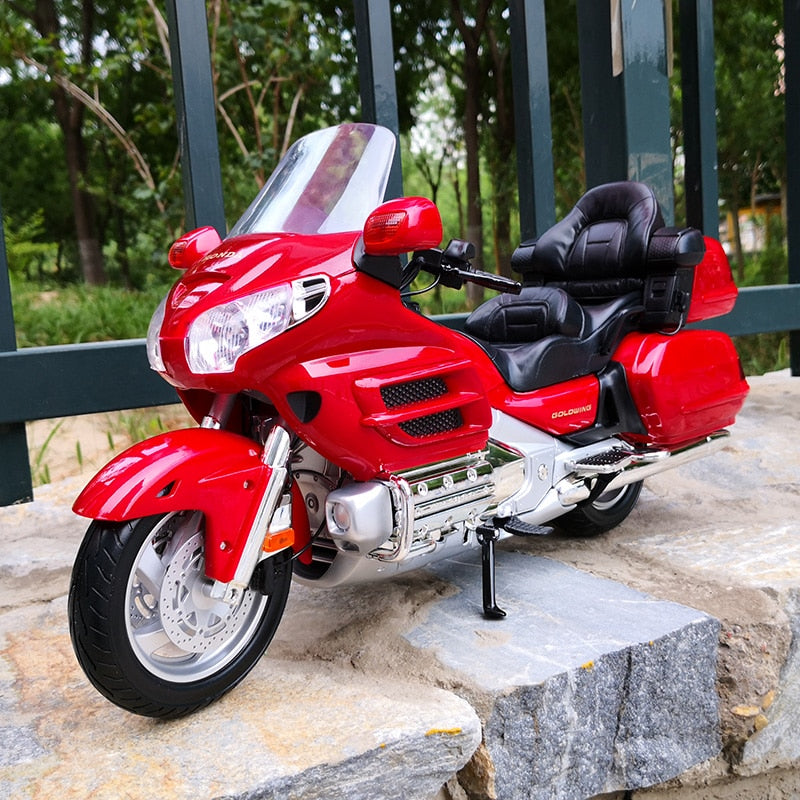 1/6 Scale Goldwing Die Cast Retro Red Motorcycle Alloy Model – VAJJEXRC